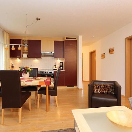 Ferienhaus Ahorn Mit Garten In ツィノヴィッツ エクステリア 写真